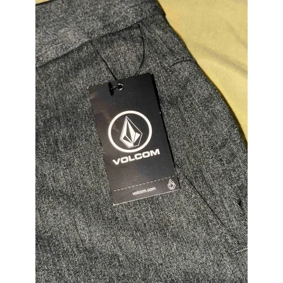 Volcom Mens Gray Vmonty Stretch Chino Shorts Flat Front Casual, Size 28, NWT - Picture 5 of 8